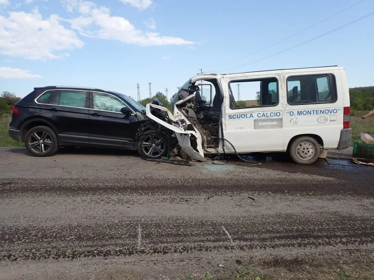 Един загинал и петима ранени при катастрофа в Самуилско